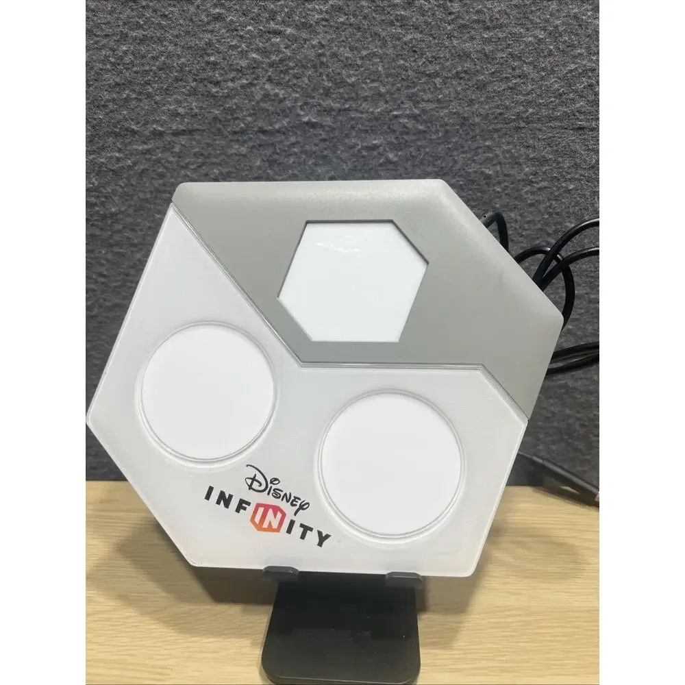 Disney Infinity Portal Base Pad for Xbox 360 Model # INF-8032385 Video Game